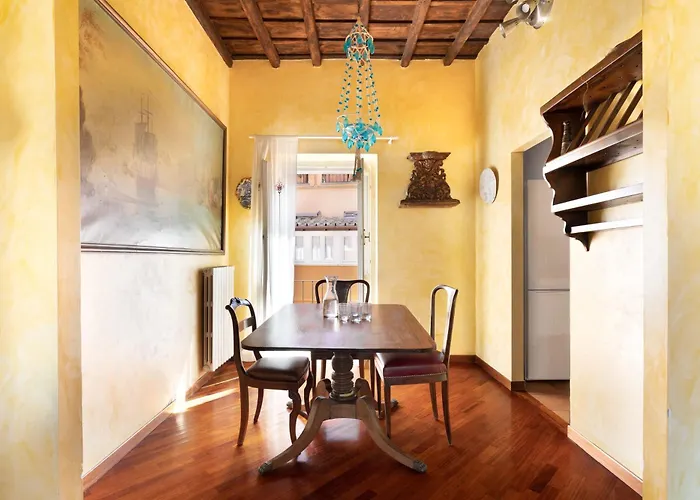 דירה Trevi Comfortable With Terrace | Romeloft *
